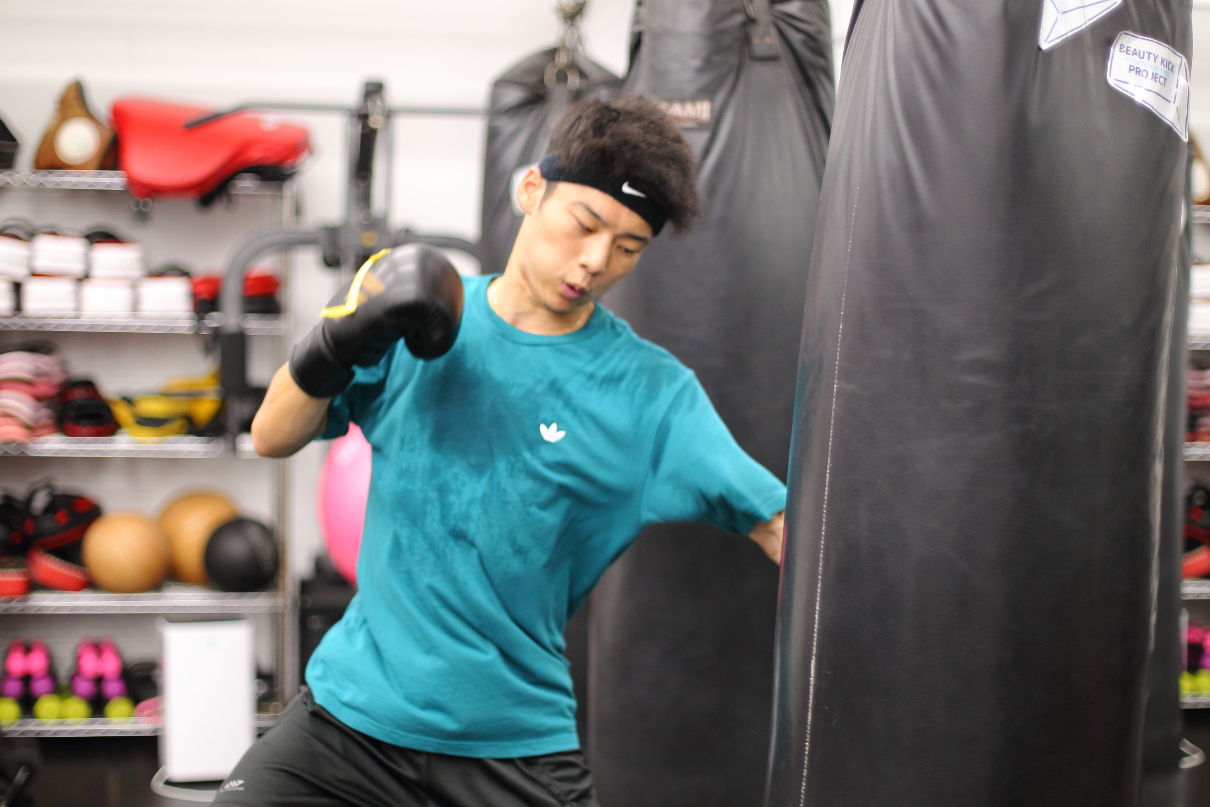 LEFTY GYM