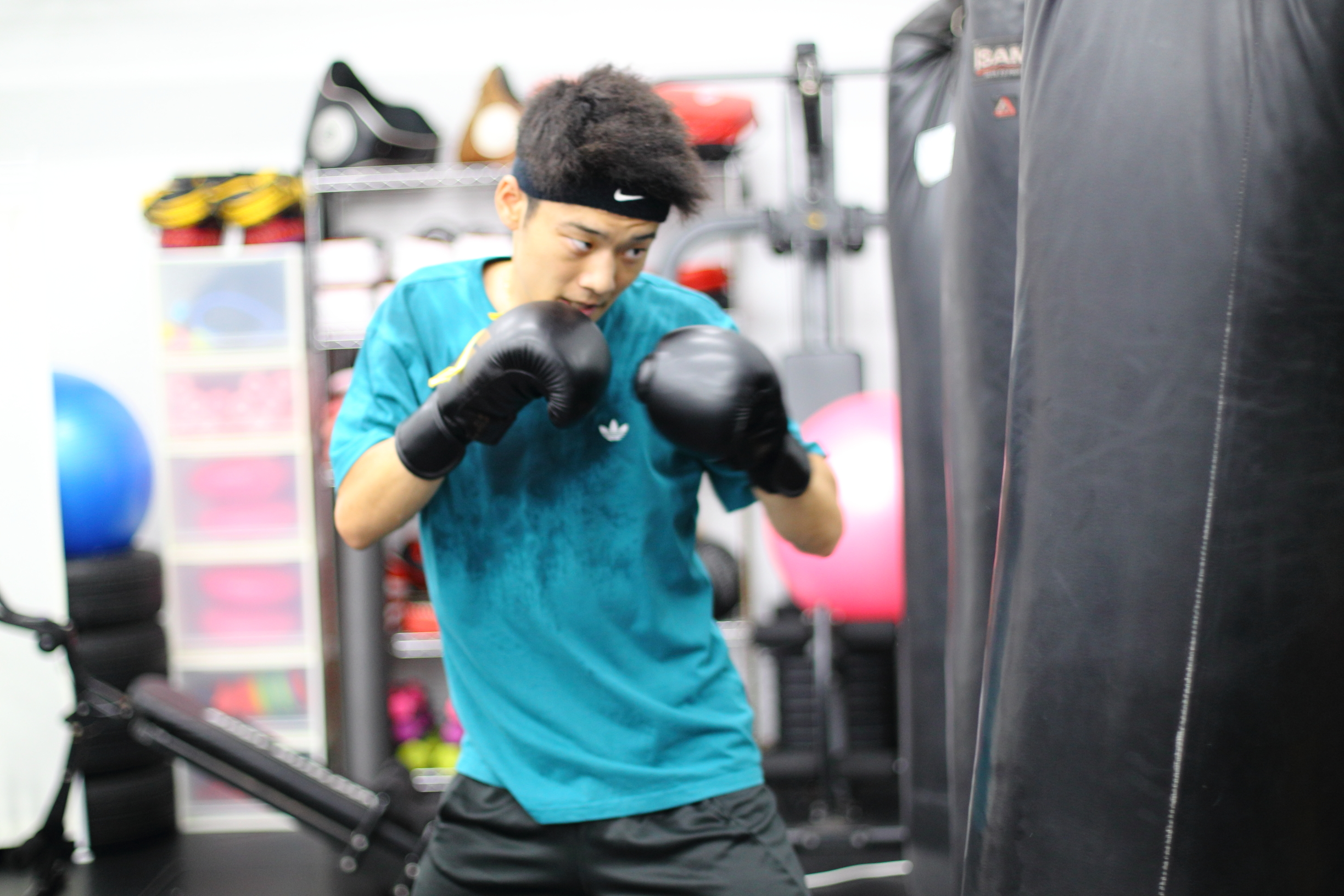 LEFTY GYM