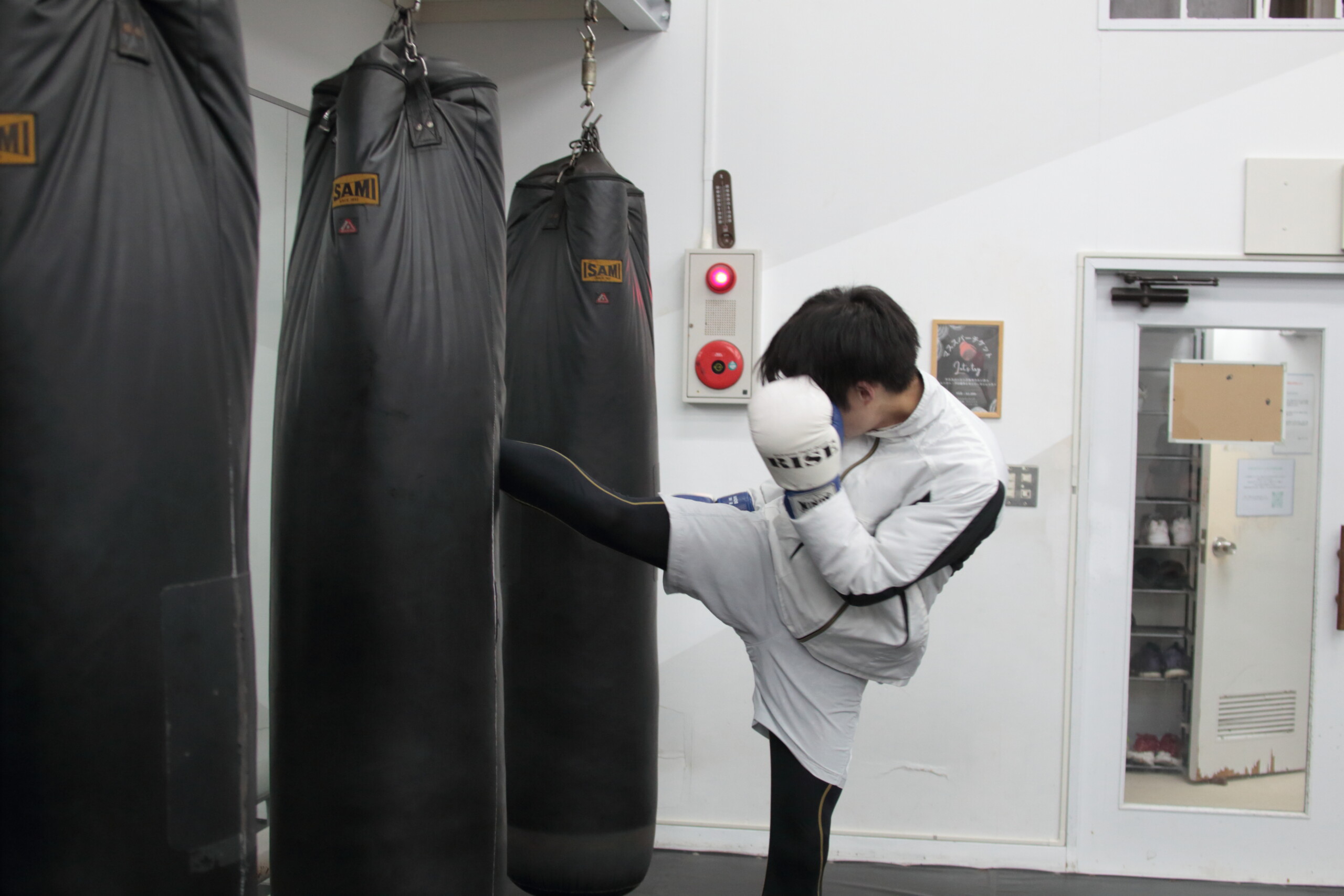 LEFTY GYM