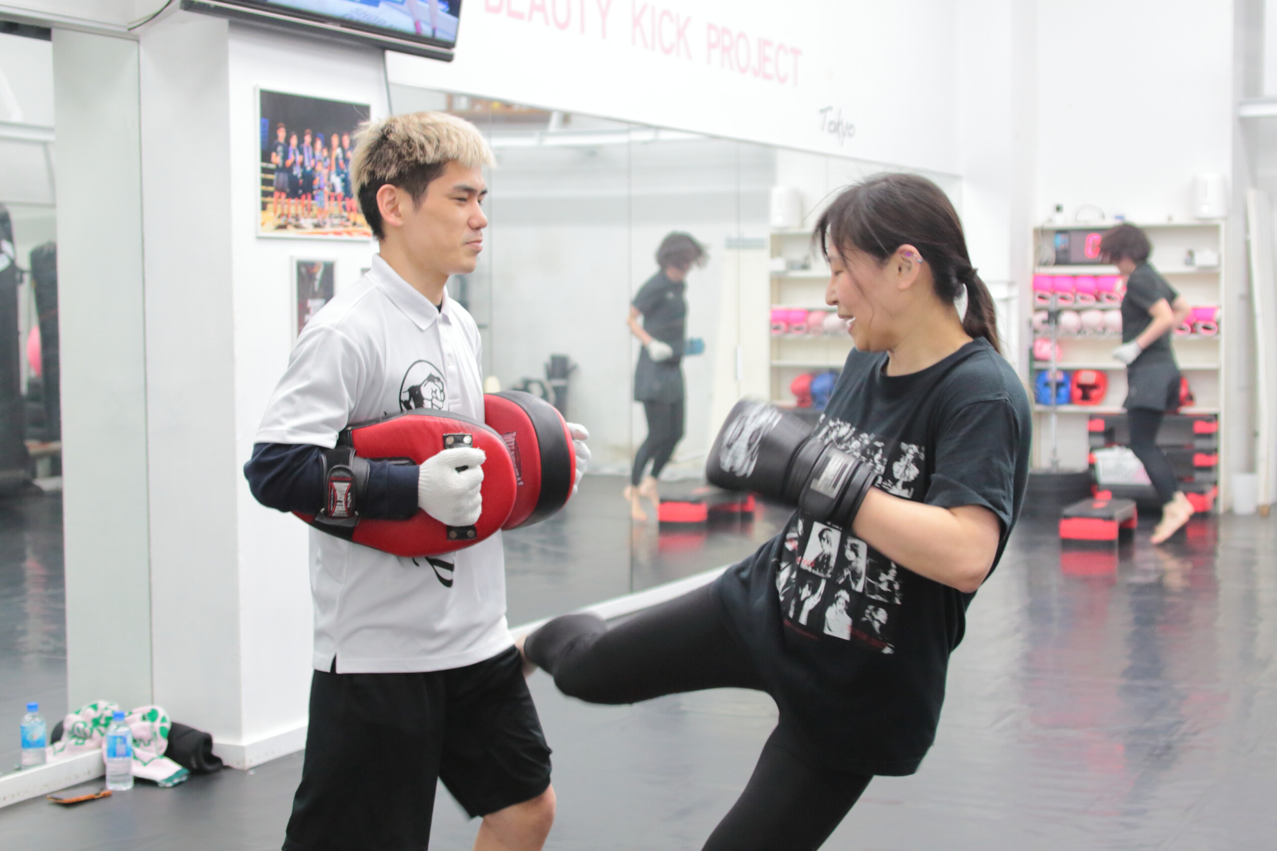 LEFTY GYM LEFTY GYM