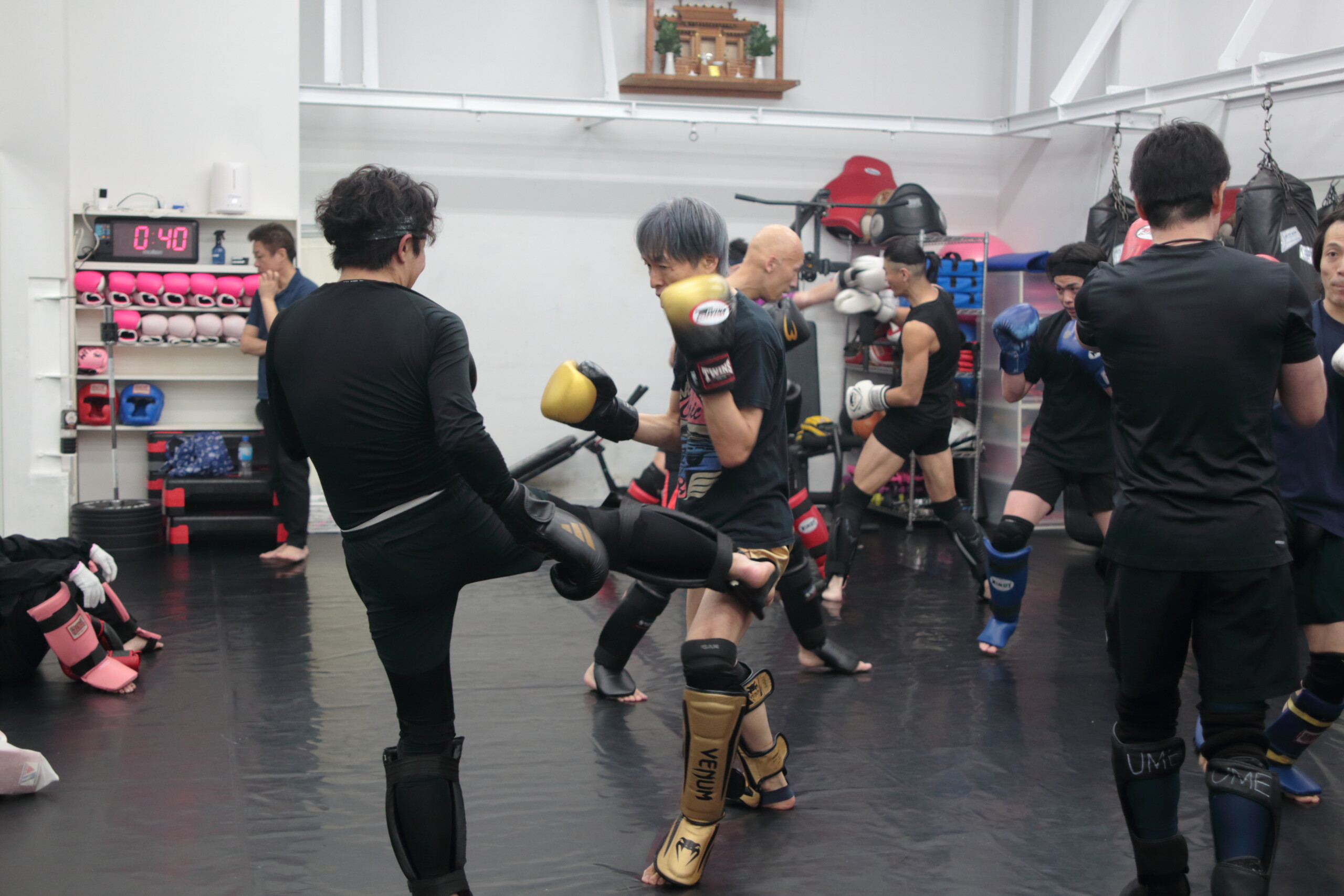 LEFTY GYM LEFTY GYM