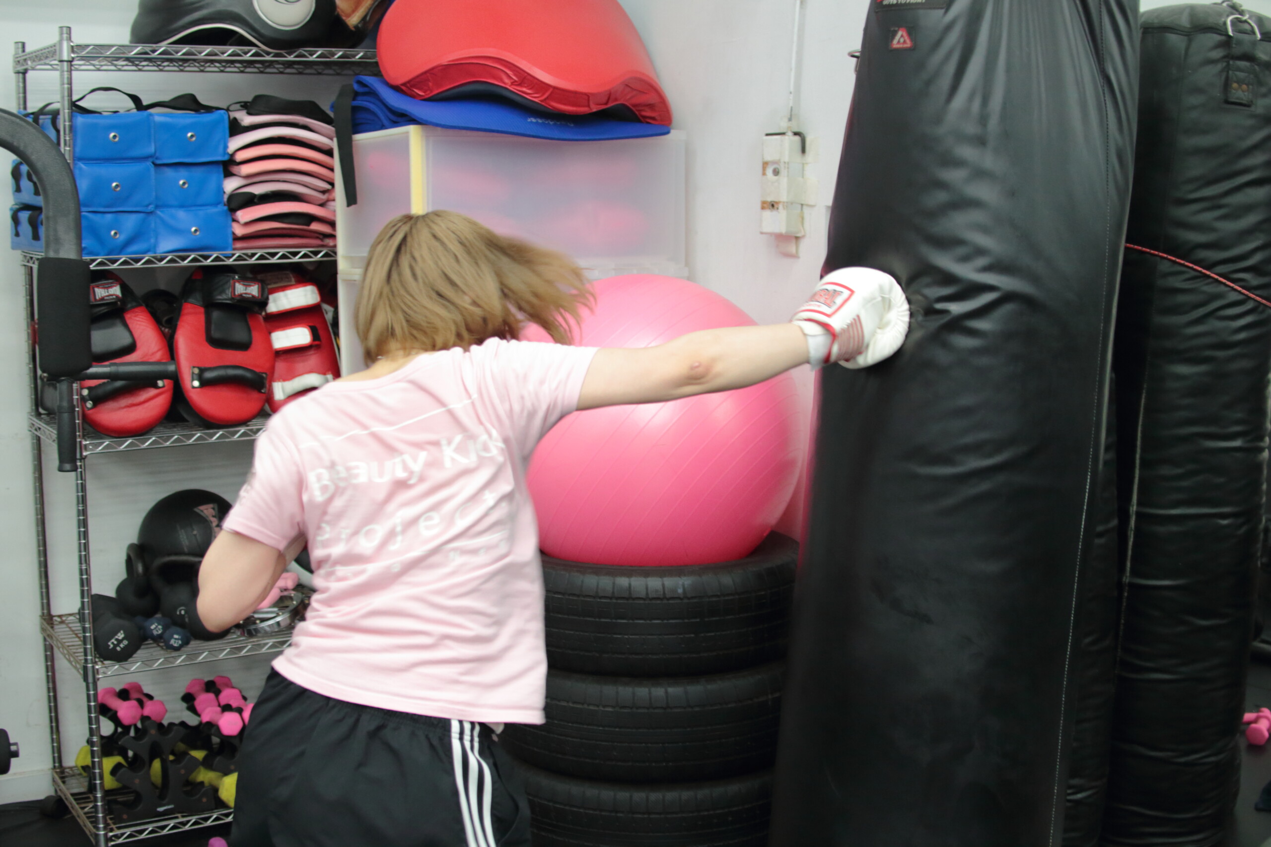 LEFTY GYM LEFTY GYM