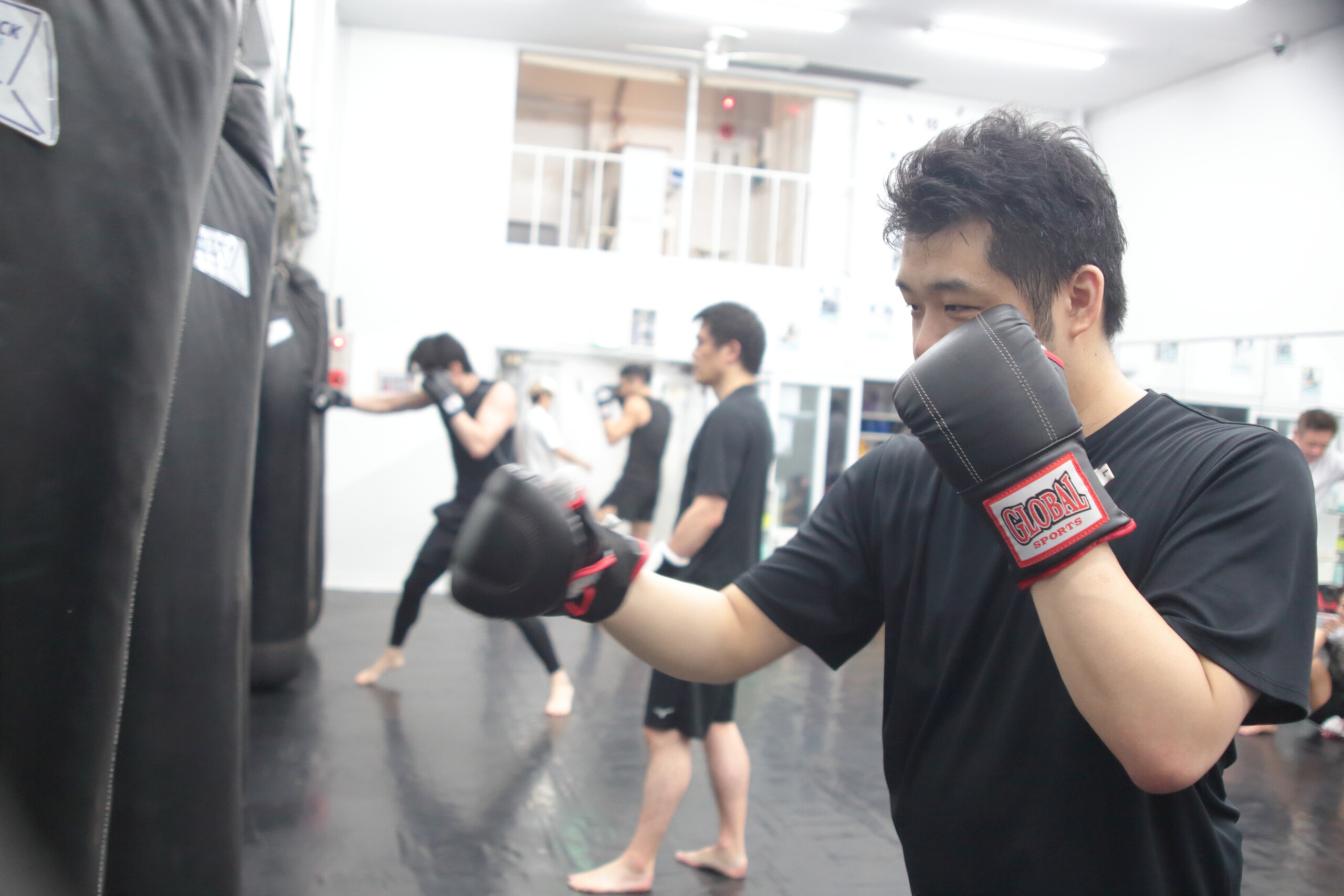 LEFTY GYM